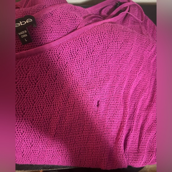Used Bebe one arm fuschia pink blouse- size l - Picture 2 of 16